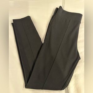 Gap Front Stitch Leggings- Size Medium